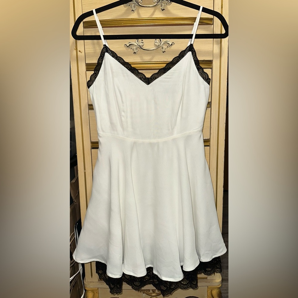 Forever 21 White Spaghetti Strap Dress with Black Lace Trim Size Small